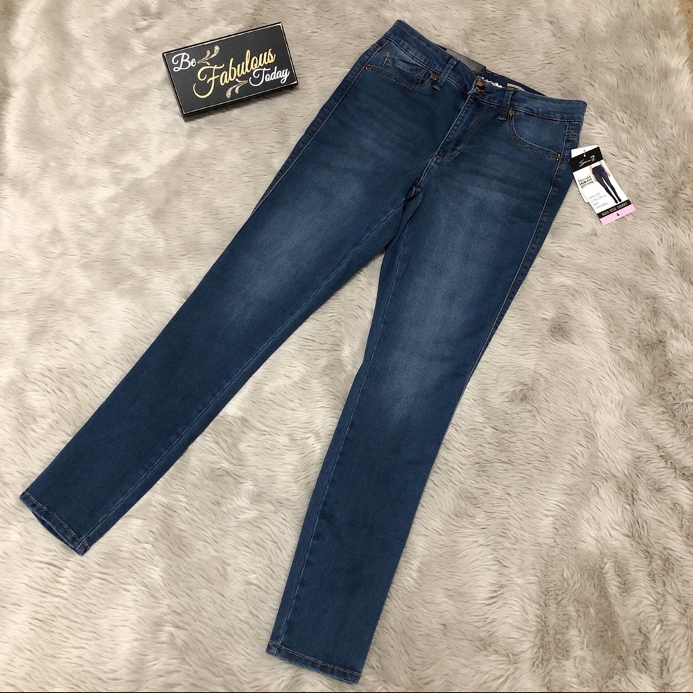 Seven7 Women’s Jeans skin fit High Rise Skinny